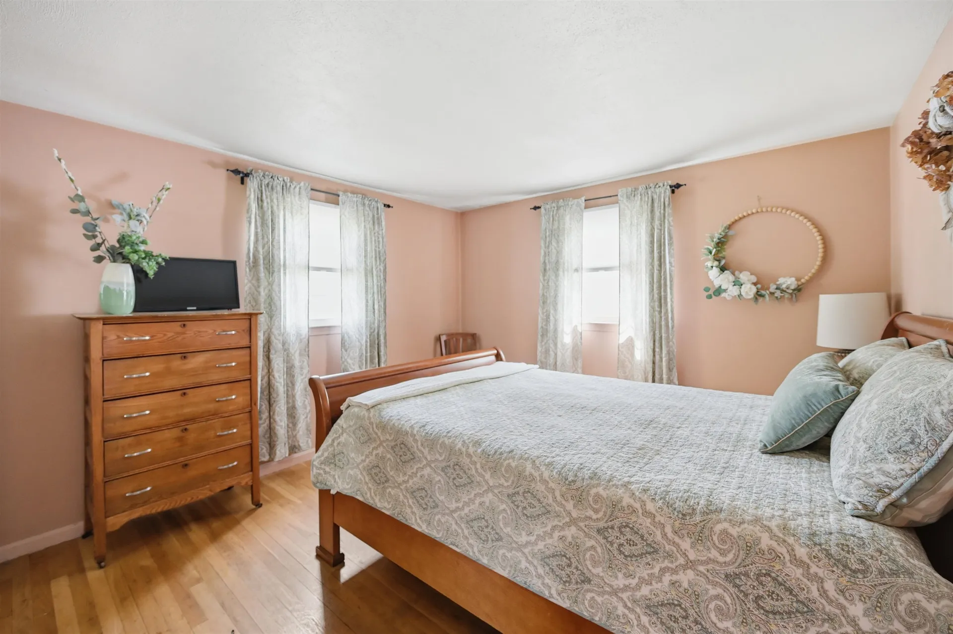 43 Matthias Street Salem NH 03079