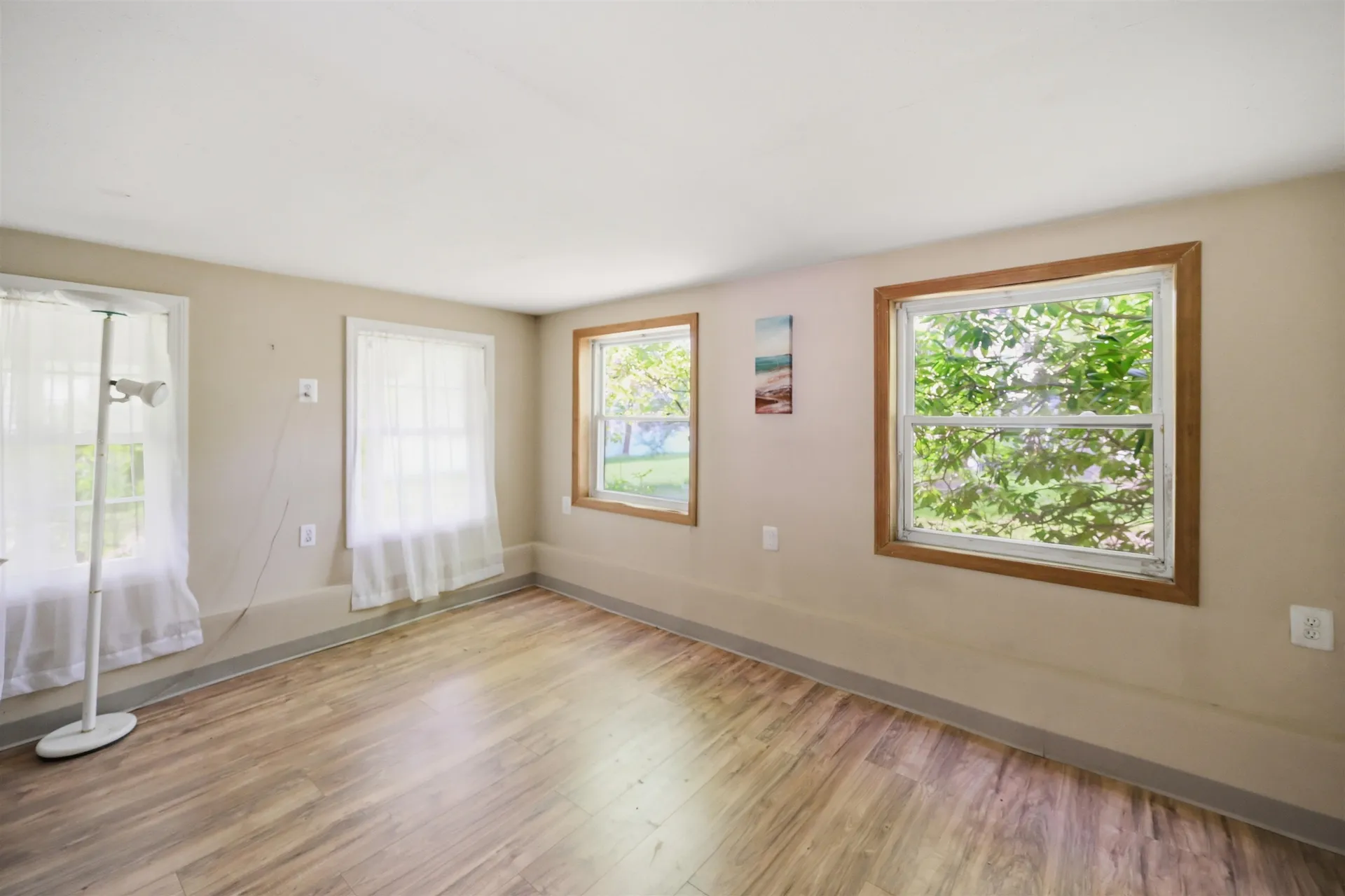43 Matthias Street Salem NH 03079