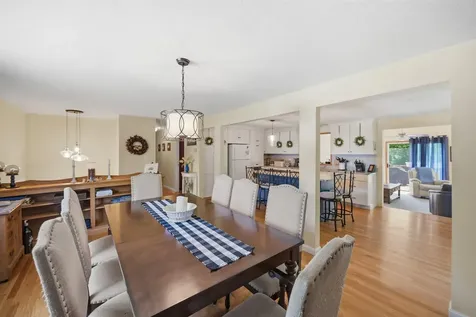 43 Matthias Street Salem NH 03079