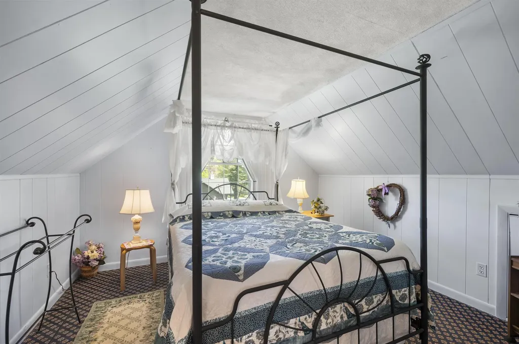34 Tall Pine Road Moultonborough NH 03254
