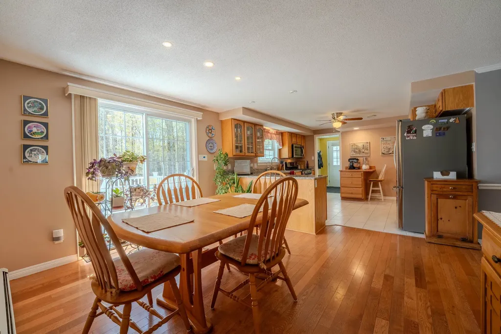 25 Sargent Street Woodstock NH 03262
