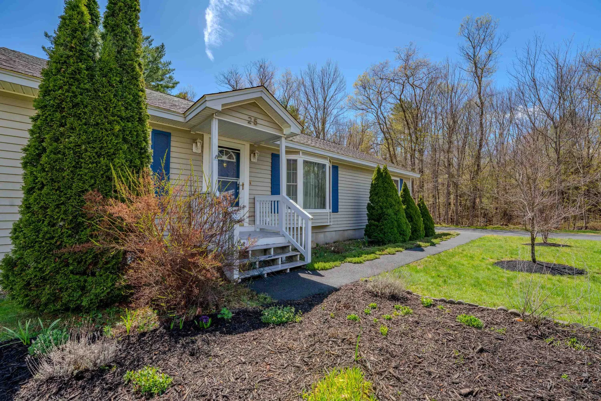 25 Sargent Street Woodstock NH 03262
