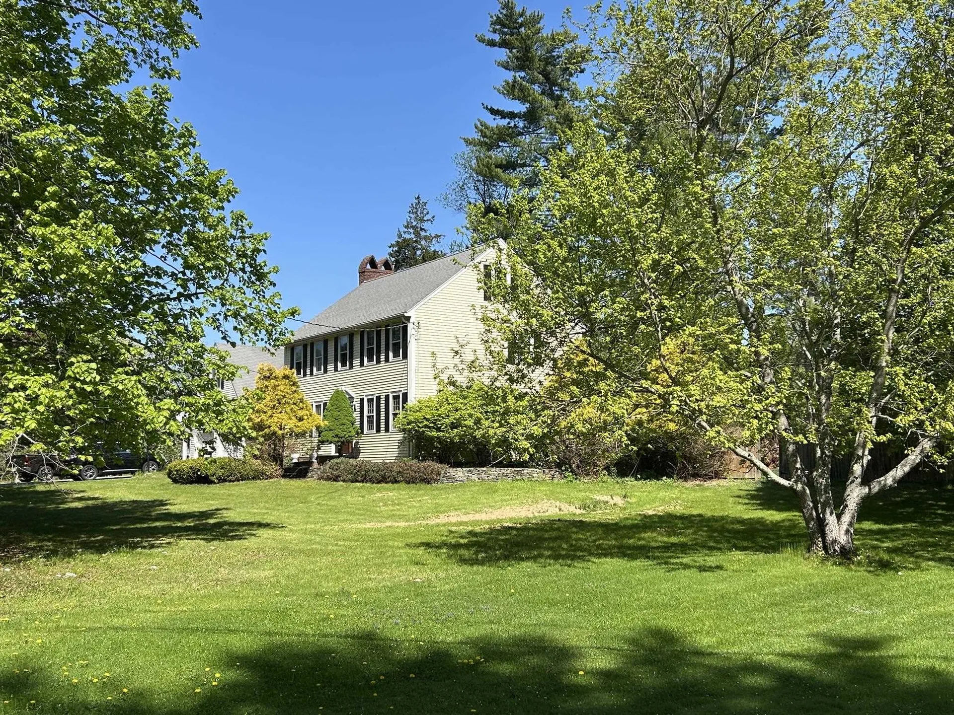 9 Oak Ridge Road Kensington NH 03833