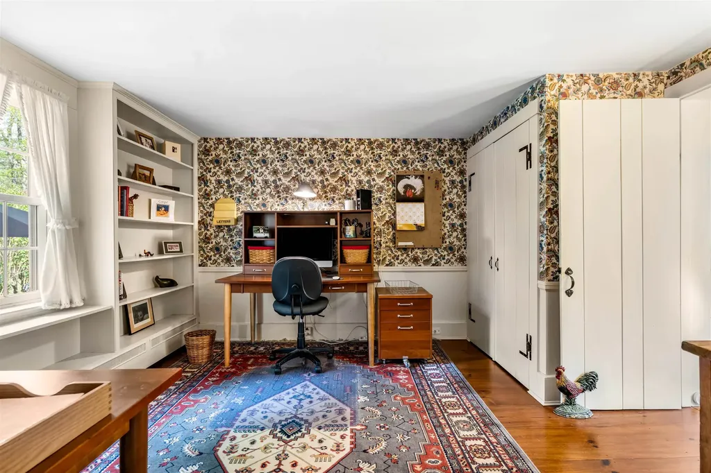 29 Averill Road Brookline NH 03033