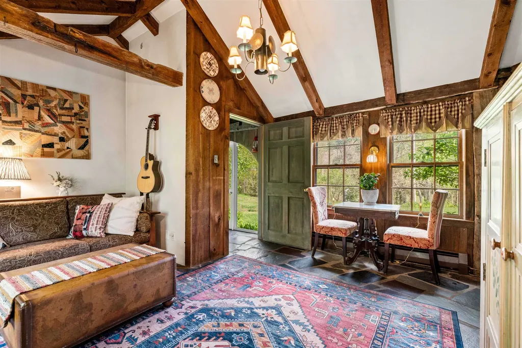 29 Averill Road Brookline NH 03033