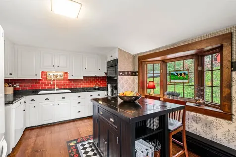 29 Averill Road Brookline NH 03033