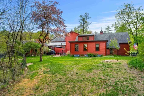29 Averill Road Brookline NH 03033