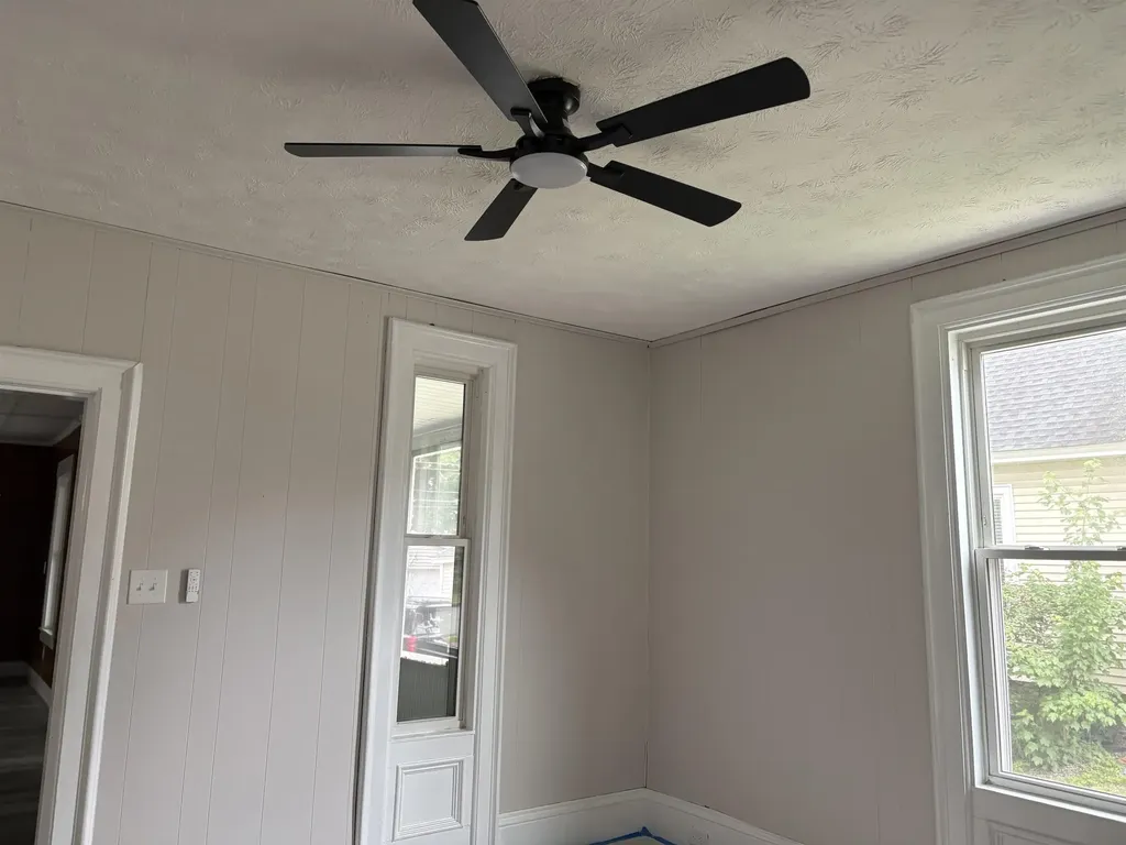 78 Pennacook Street Manchester NH 03104