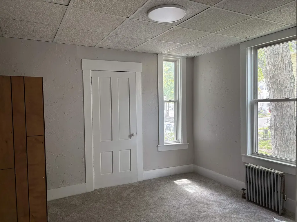 78 Pennacook Street Manchester NH 03104