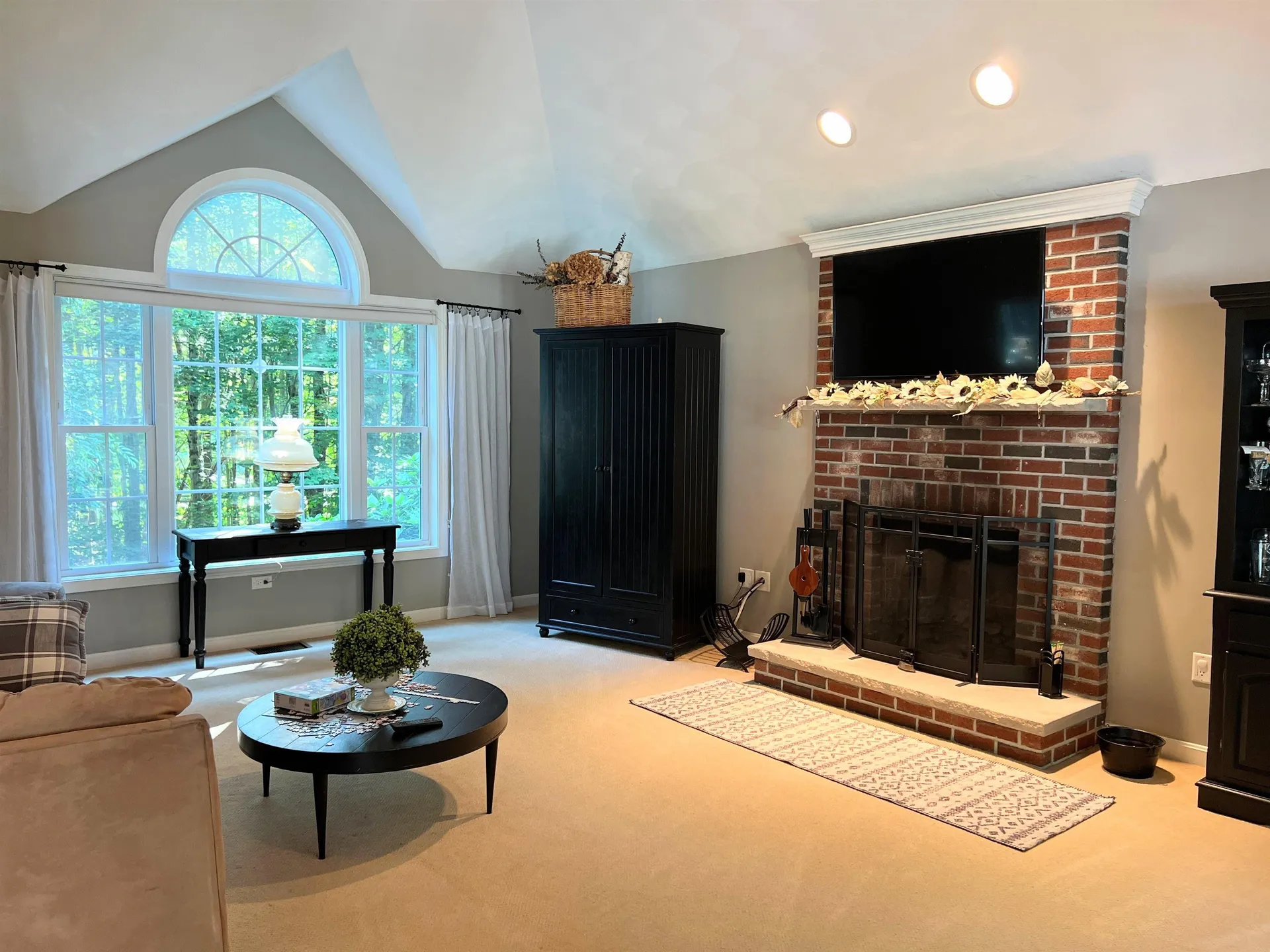 4 Felicia Drive Newton NH 03858