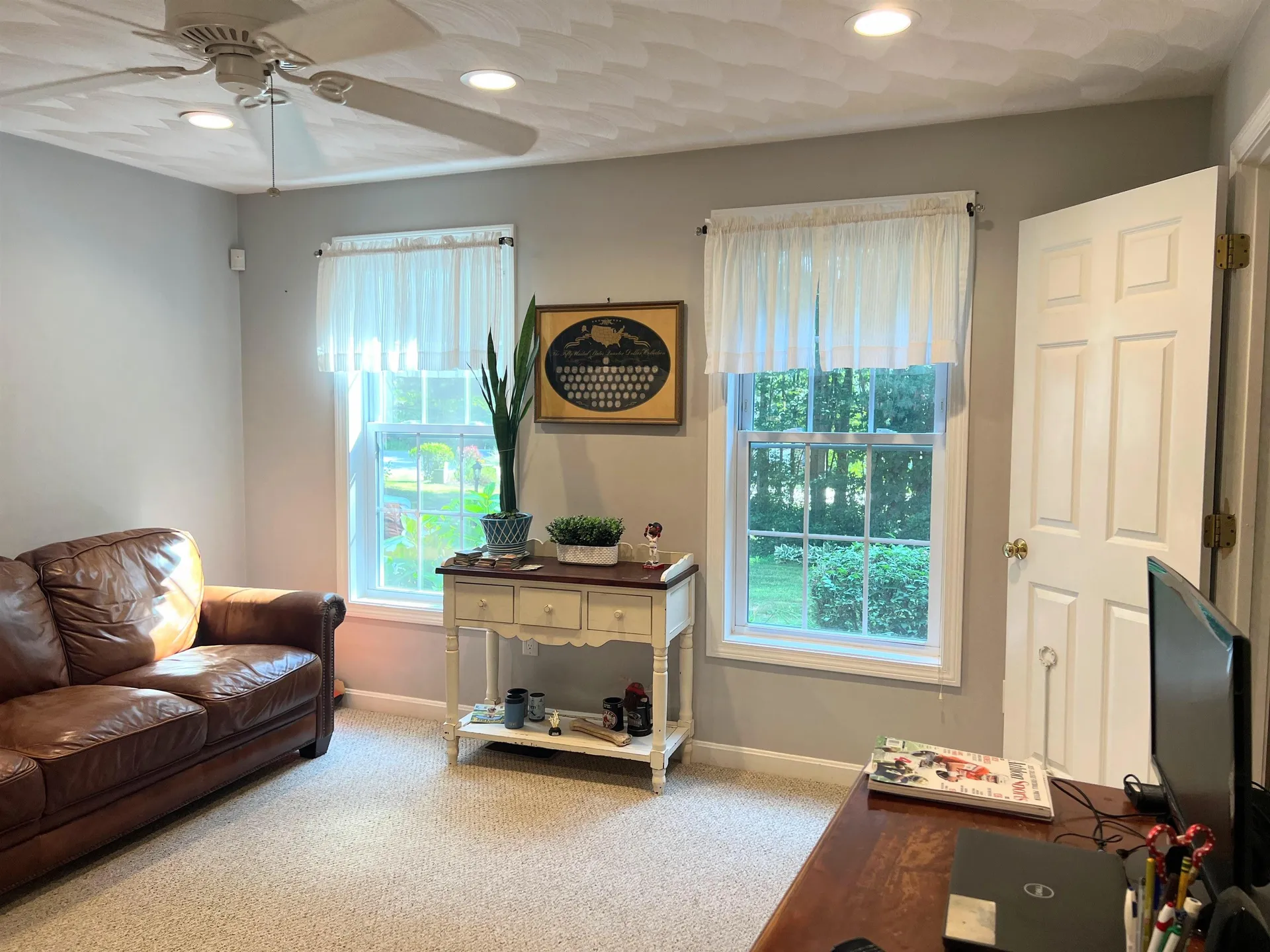 4 Felicia Drive Newton NH 03858