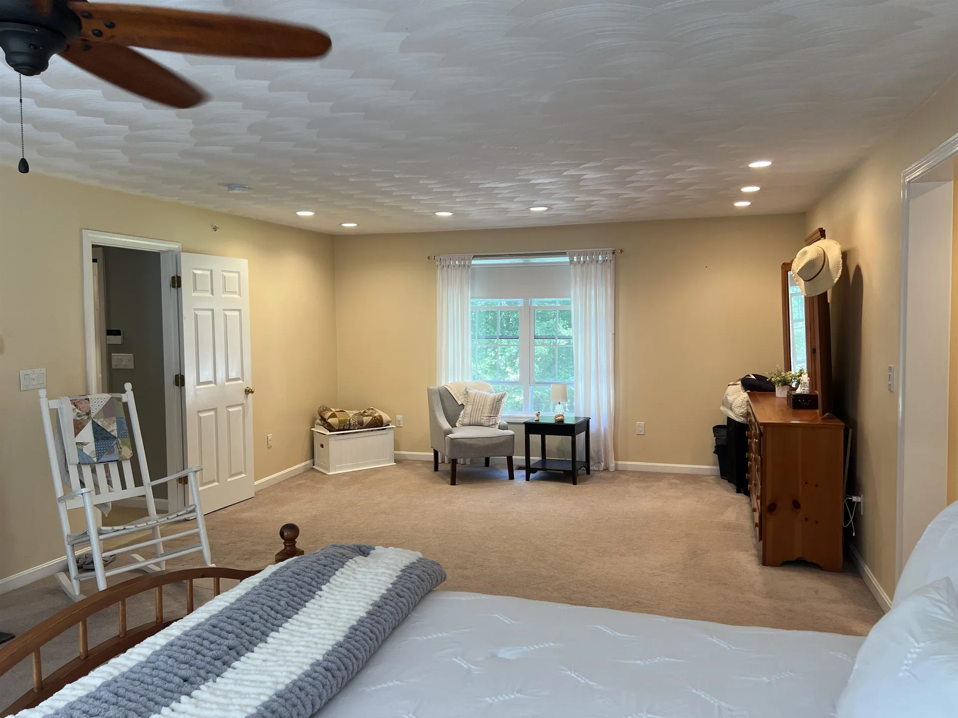4 Felicia Drive Newton NH 03858