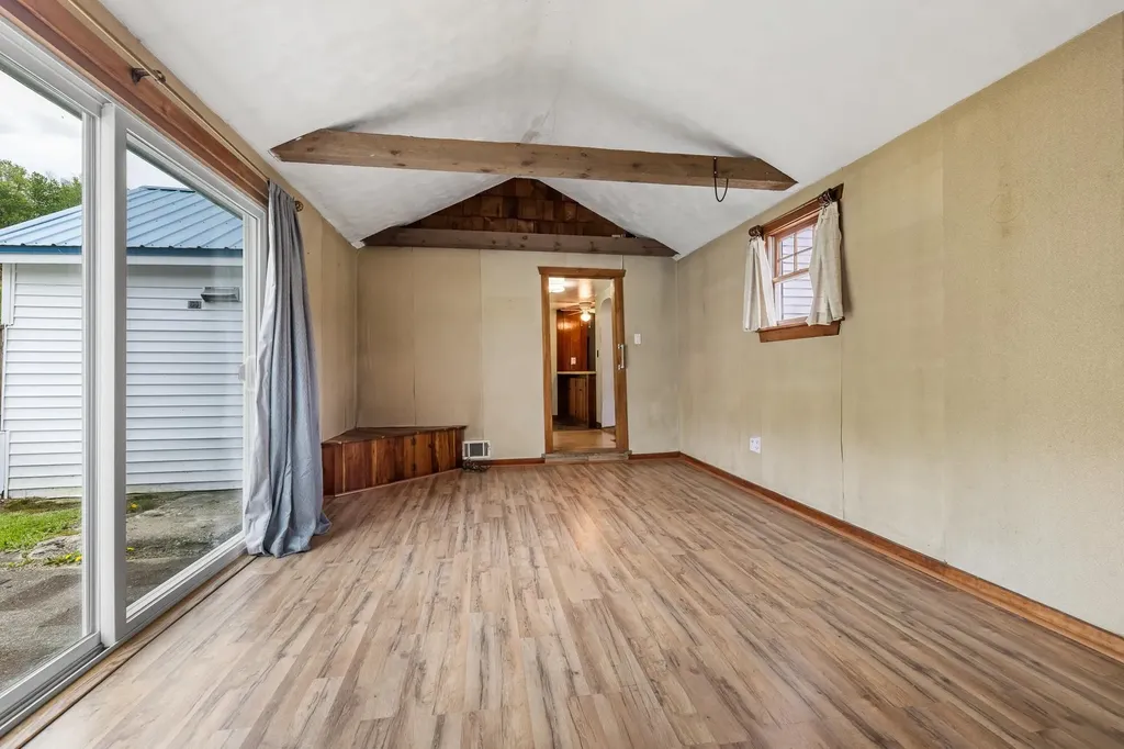 1384 Route 153 Rupert VT 05776