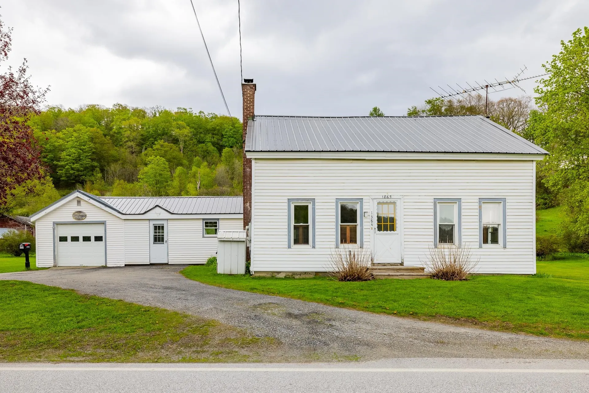 1384 Route 153 Rupert VT 05776