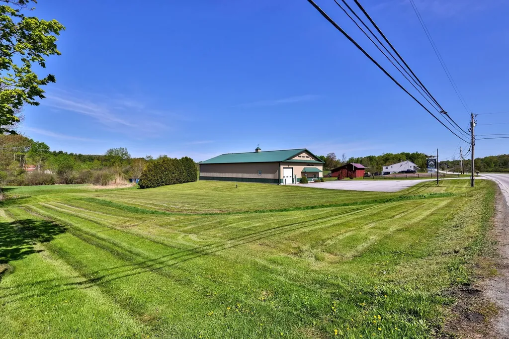 1075 Vt Route 30 North Poultney VT 05764