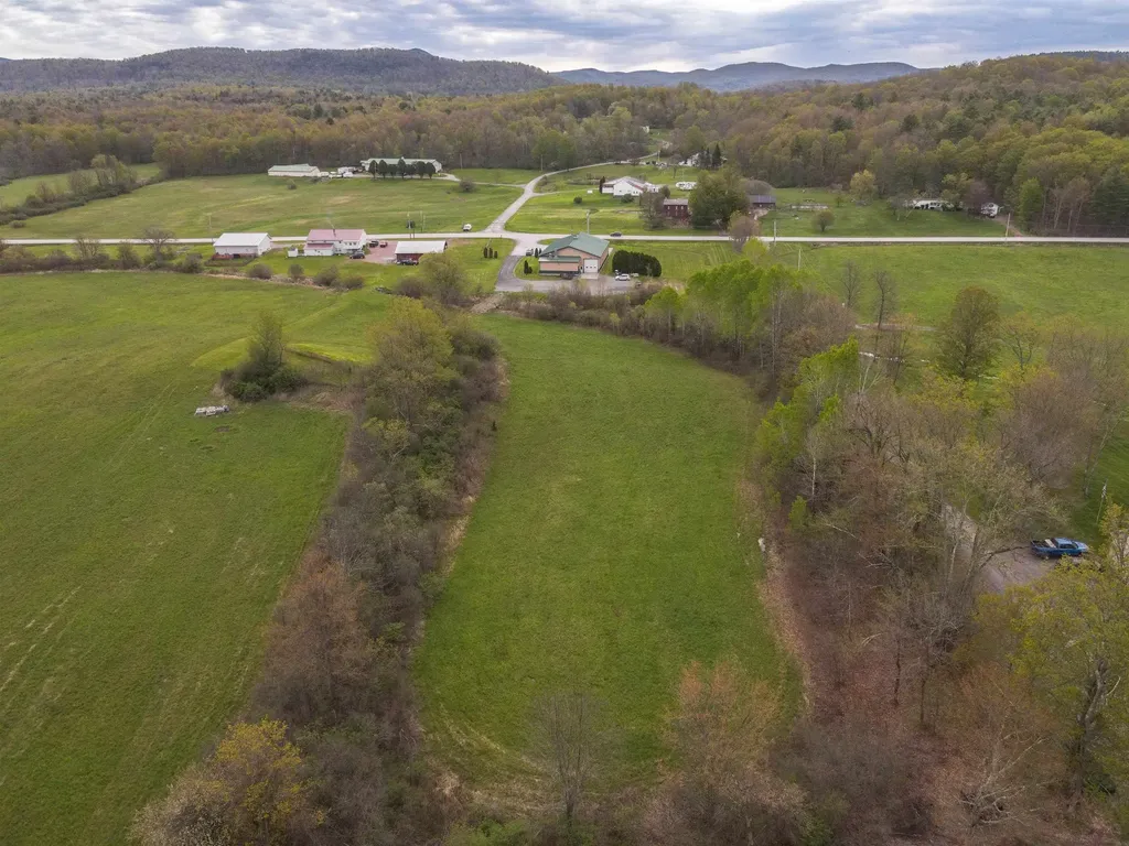 1075 Vt Route 30 North Poultney VT 05764