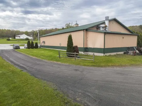 1075 Vt Route 30 North Poultney VT 05764