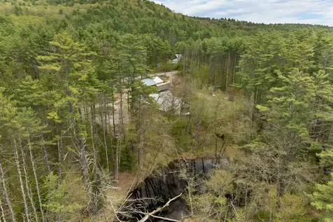 65 Green Mountain Road Effingham NH 03882