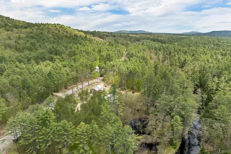 65 Green Mountain Road Effingham NH 03882
