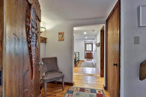 208 Great Hawk Road Rochester VT 05767
