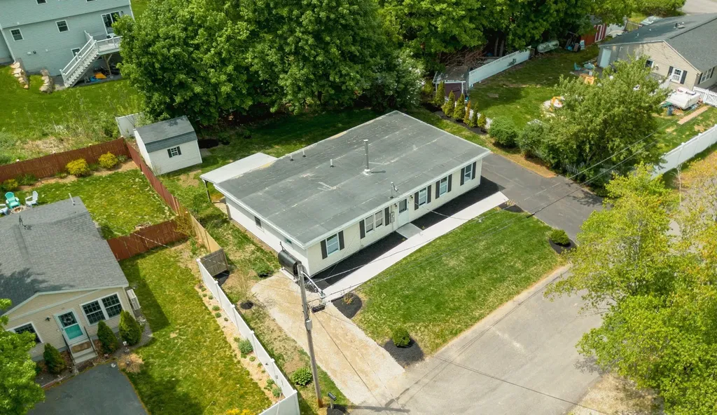 20 Orchard Terrace Salem NH 03079