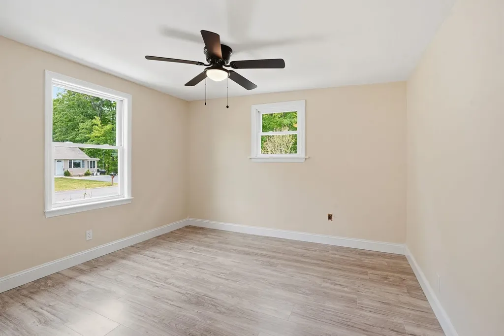 20 Orchard Terrace Salem NH 03079