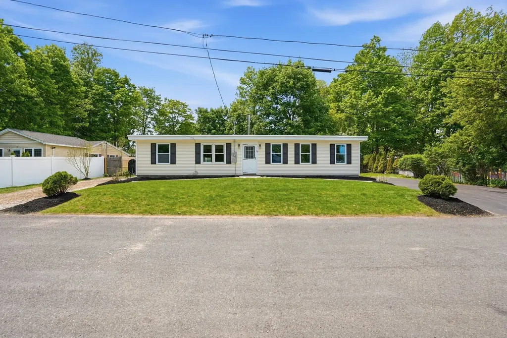 20 Orchard Terrace Salem NH 03079