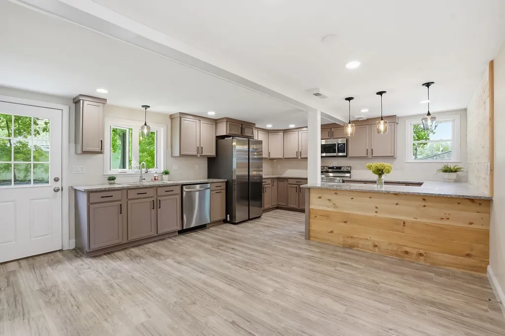 20 Orchard Terrace Salem NH 03079