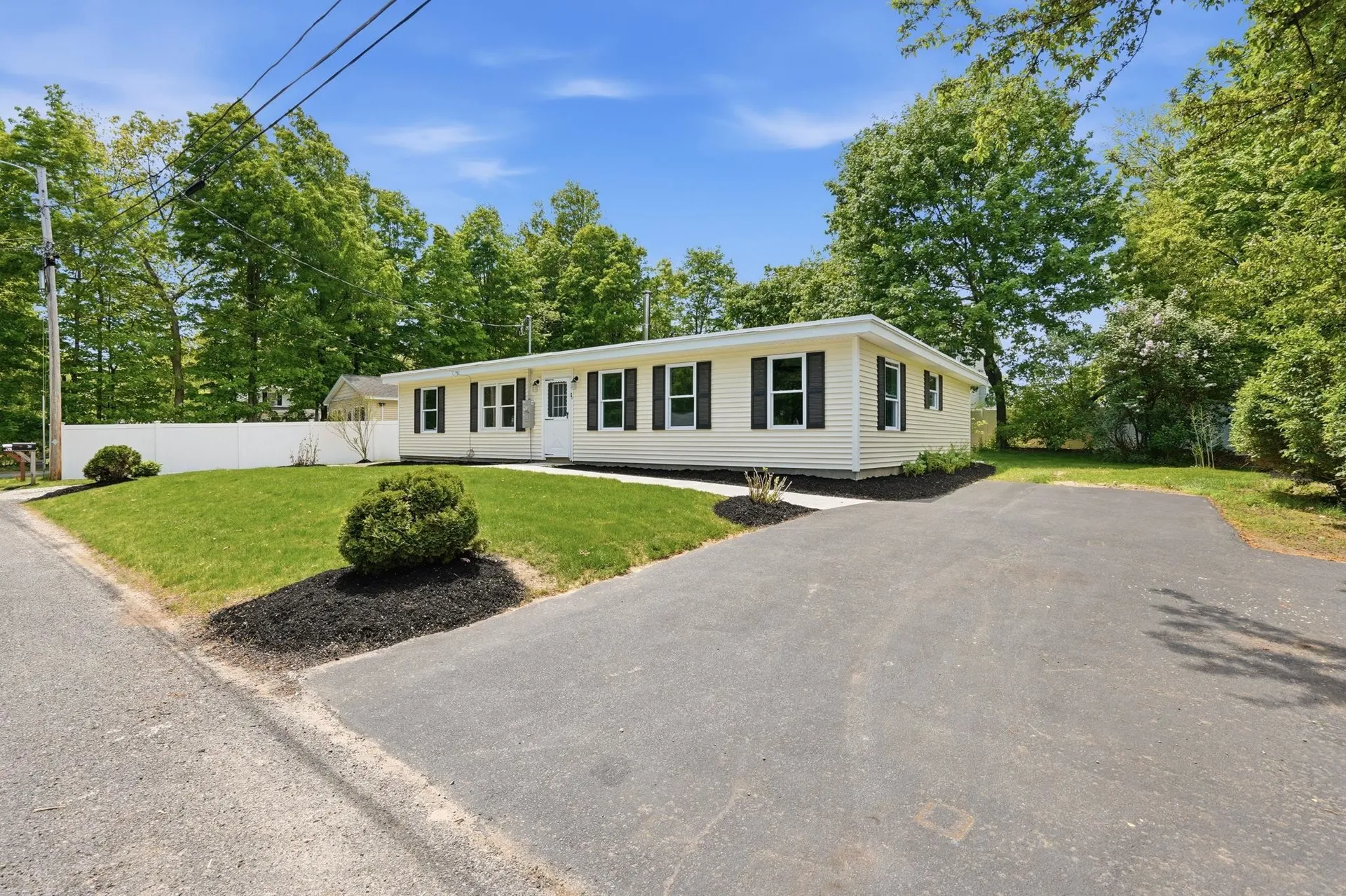 20 Orchard Terrace Salem NH 03079