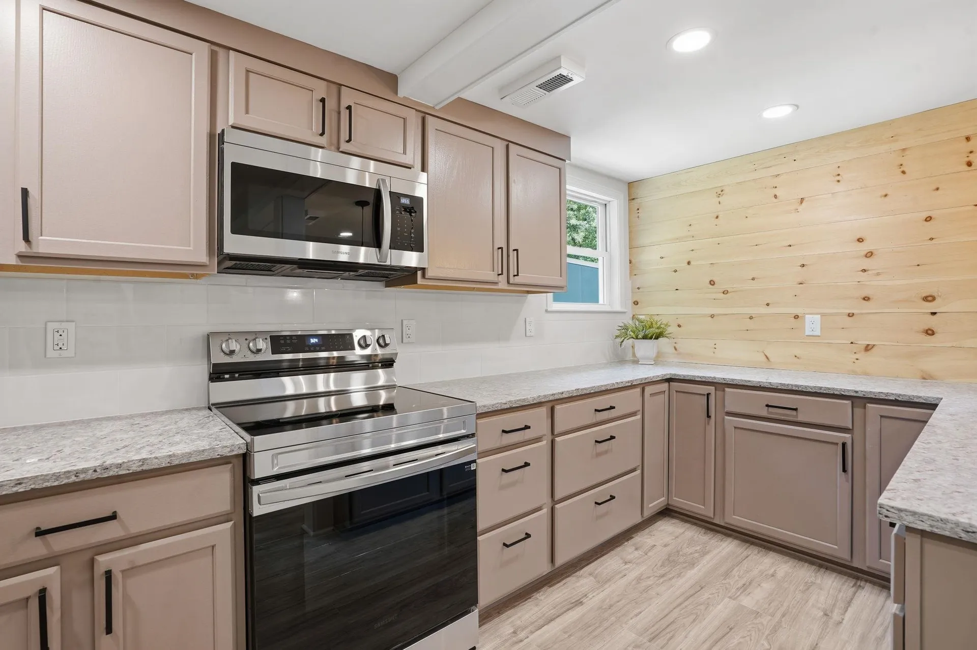 20 Orchard Terrace Salem NH 03079