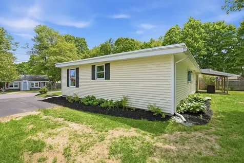 20 Orchard Terrace Salem NH 03079