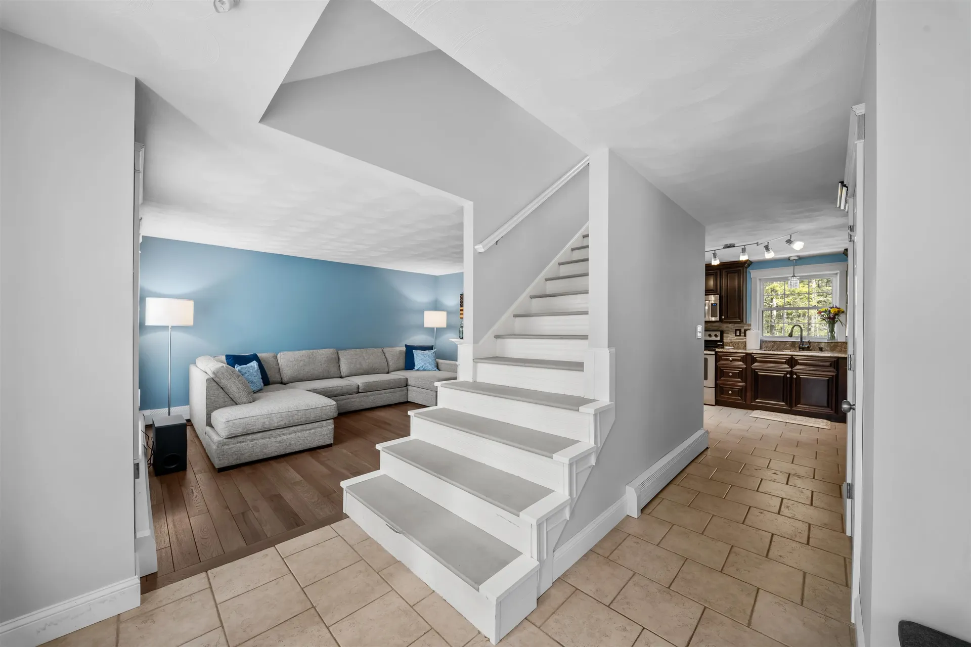 5 Treaty Court Sandown NH 03873