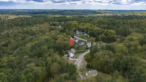 5 Treaty Court Sandown NH 03873