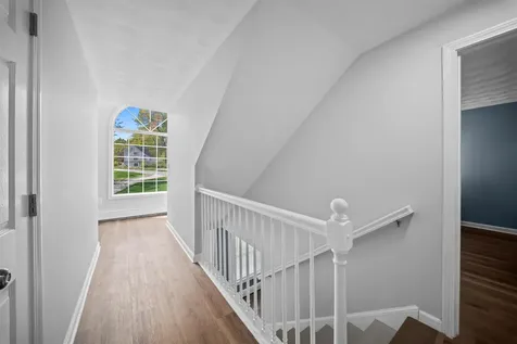 5 Treaty Court Sandown NH 03873