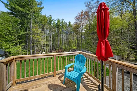 5 Treaty Court Sandown NH 03873