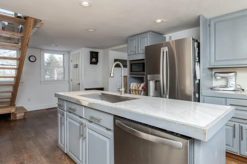 1330 Province Road Gilmanton NH 03237