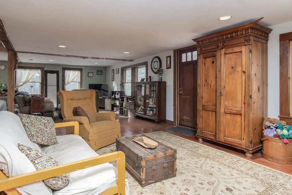 1330 Province Road Gilmanton NH 03237