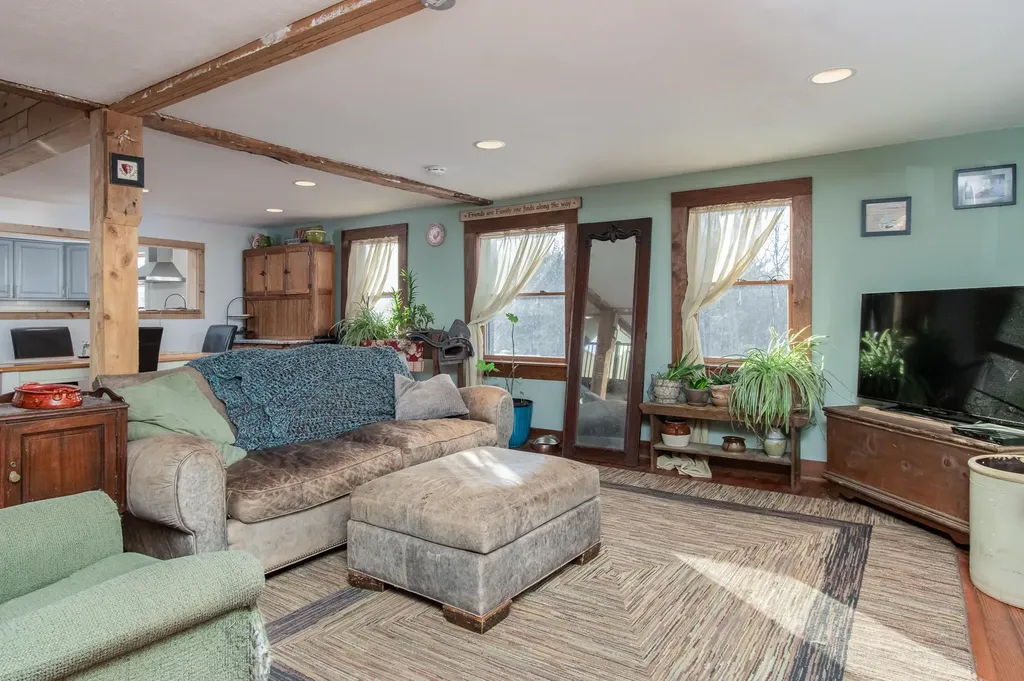1330 Province Road Gilmanton NH 03237