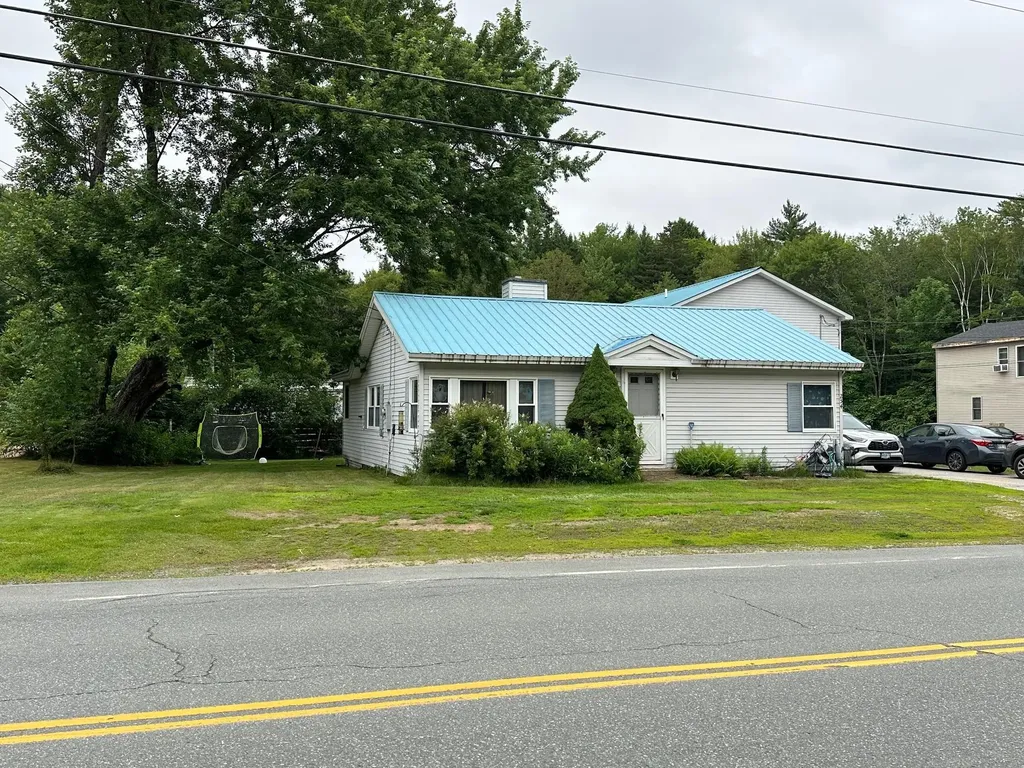 252-254 Lost River Road Woodstock NH 03262
