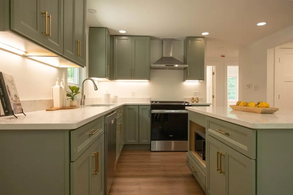 10 Glen Drive Barnstead NH 03225