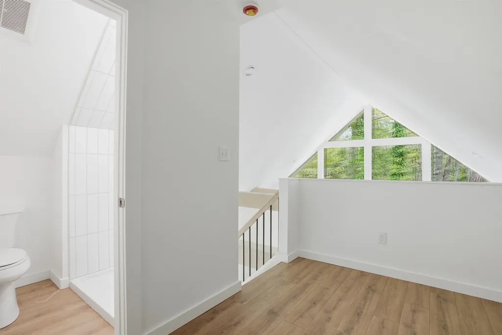 10 Glen Drive Barnstead NH 03225