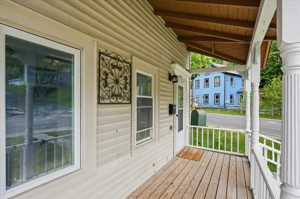 256 Union Street Bennington VT 12090