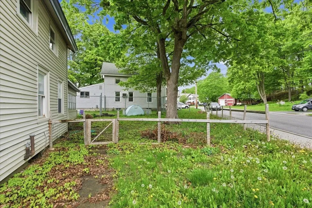 256 Union Street Bennington VT 12090
