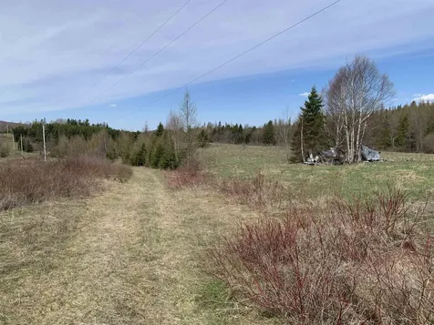 53 North Hill Road Stewartstown NH 03597