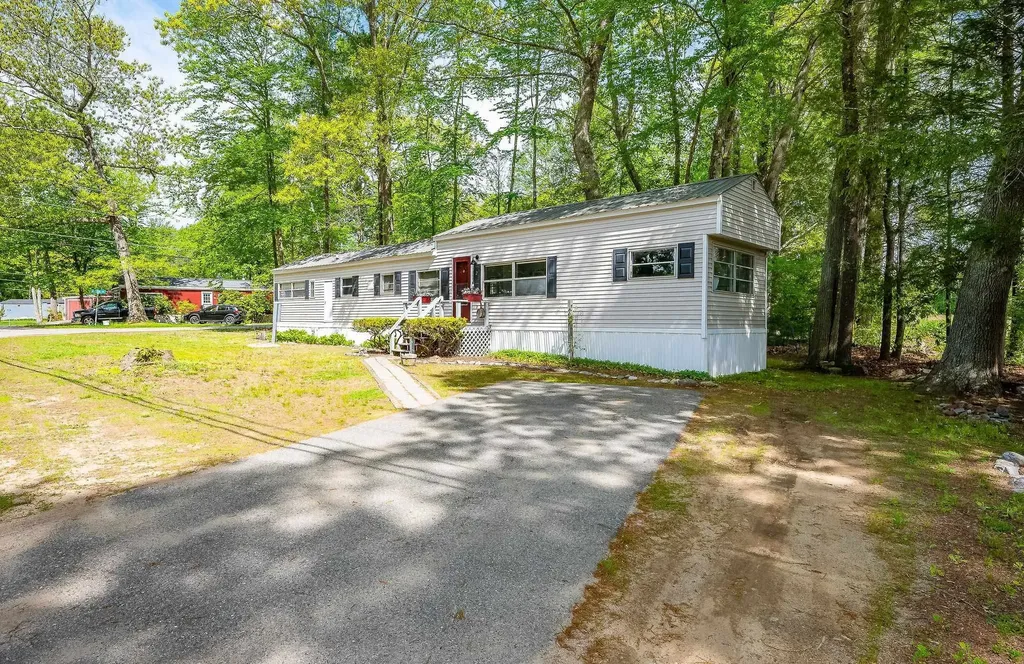 2 Hemlock Haven Drive Hampton NH 03842