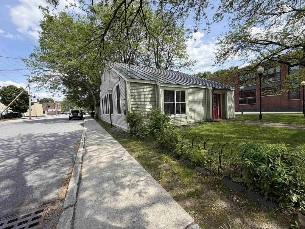 204 South Street Bennington VT 05201