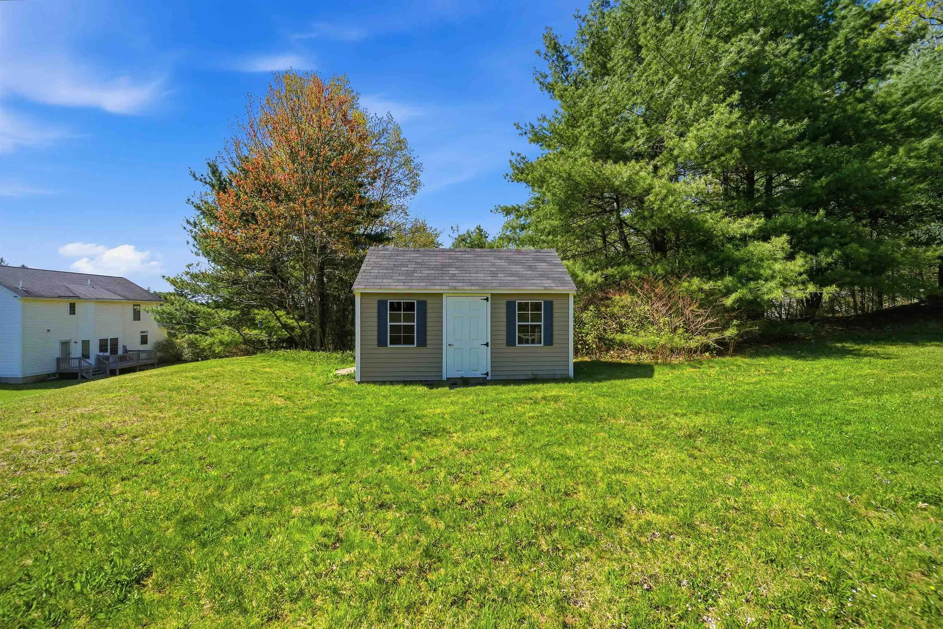 28 Rosegate Farm Drive Manchester NH 03109