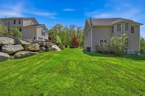 28 Rosegate Farm Drive Manchester NH 03109