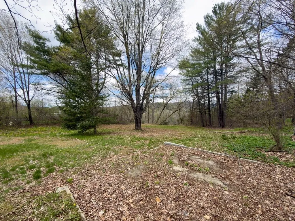 131 Grove Street Littleton NH 03561