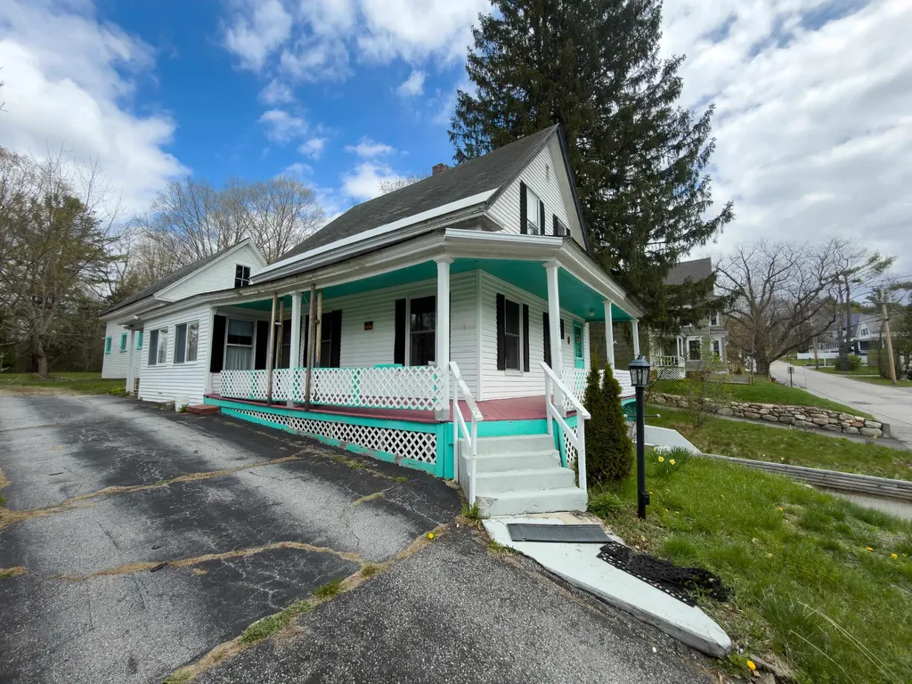 131 Grove Street Littleton NH 03561